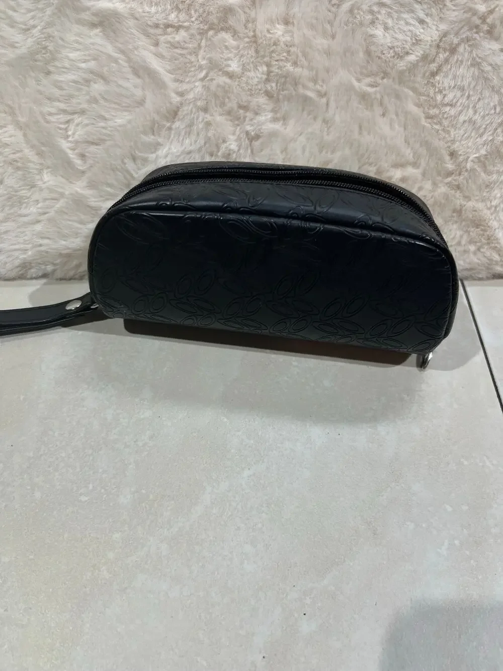 Genuine Oakley Black Zip Sunglasses Case Hard Shell Travel Protective EUC